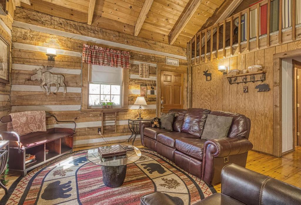 Bear End Villa Сивиървил Екстериор снимка